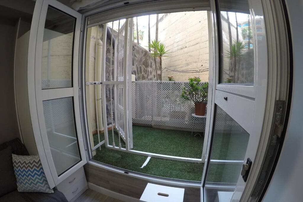 Studio Apartment La Lajilla Located At Beachfront Arguineguin Ngoại thất bức ảnh